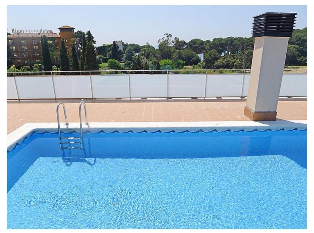 Seahomes Vacations, Beach&Pool, In Fenals Beach Lloret de Mar Luaran gambar