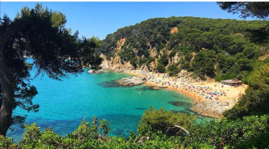 Seahomes Vacations, Beach&Pool, In Fenals Beach Lloret de Mar Luaran gambar